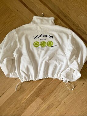 lululemon athletica White Cropped tennis half zip
